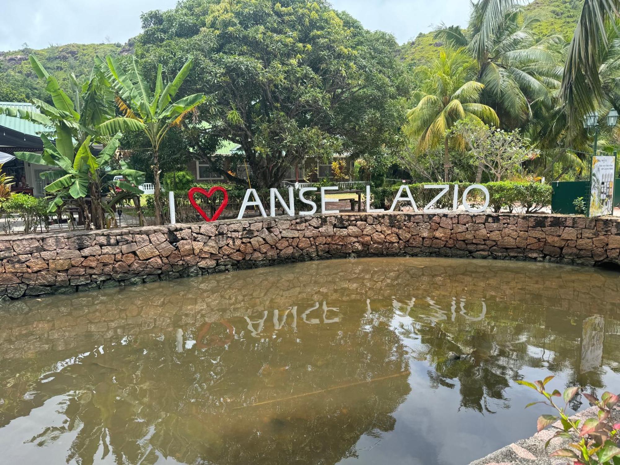 Le Chevalier Bay Guesthouse Anse Lazio Exterior foto